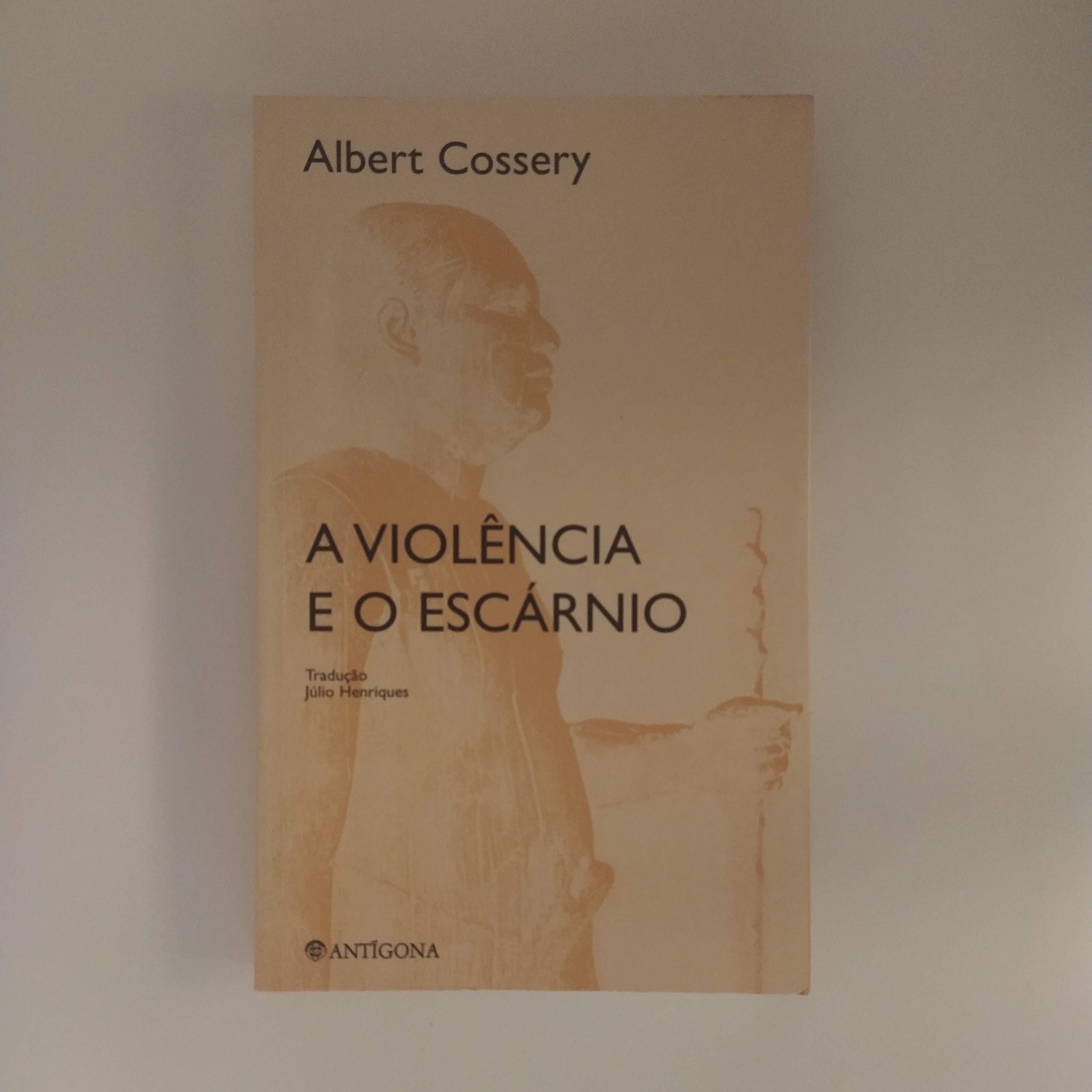 a violência e o escárnio